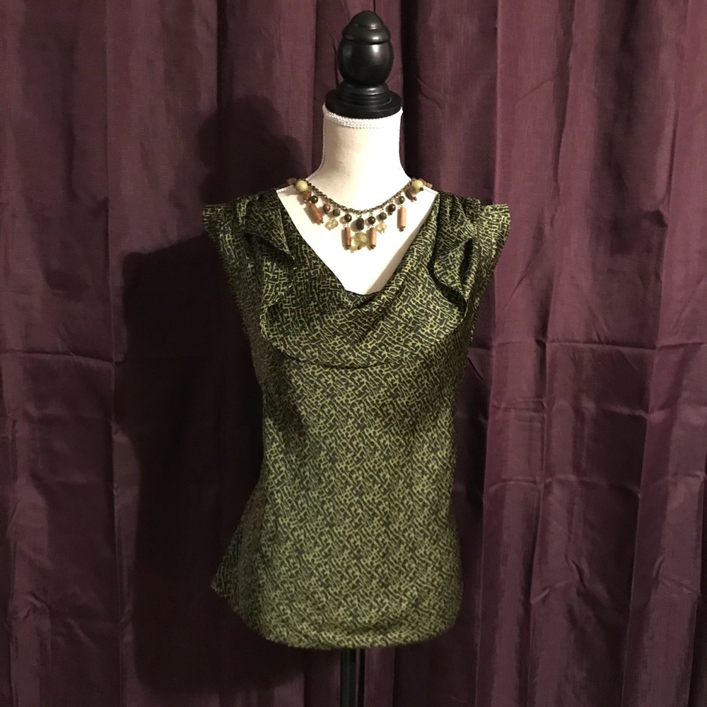 Classy Worthington Silky-Feeling Shell-Size M